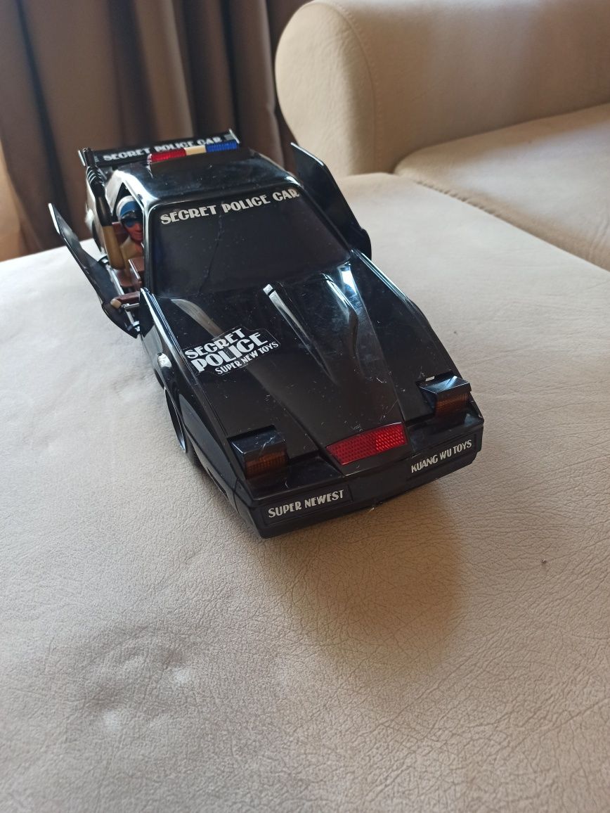 Колата кит от 80-те години ретро полицейска Knight Rider.