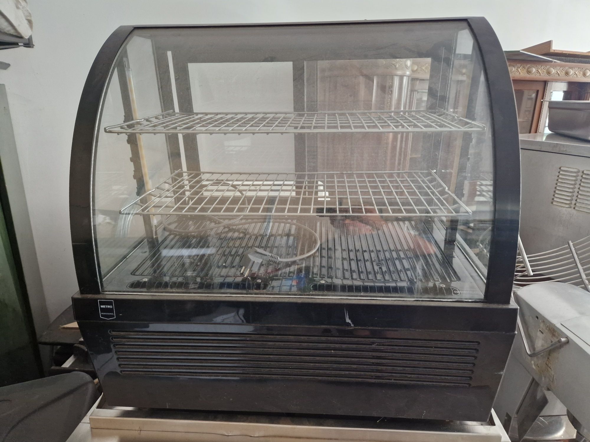 Masa rece frigorifica, 3 usi, blat inox