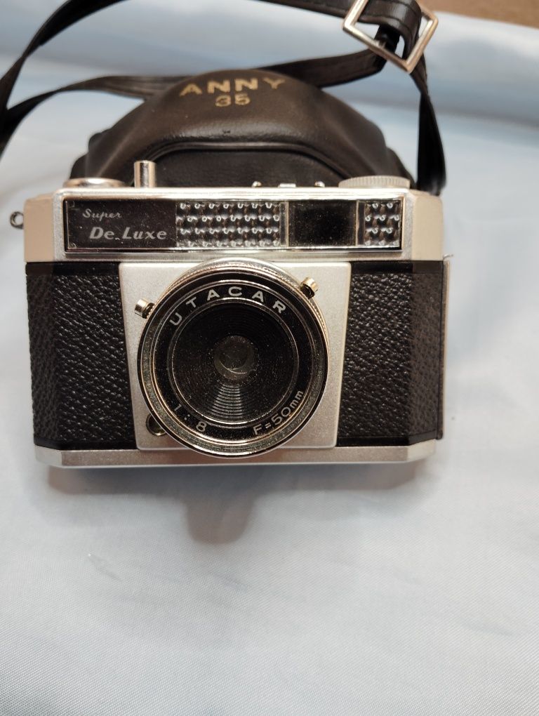 Стар японски фотоапарат от 70-те