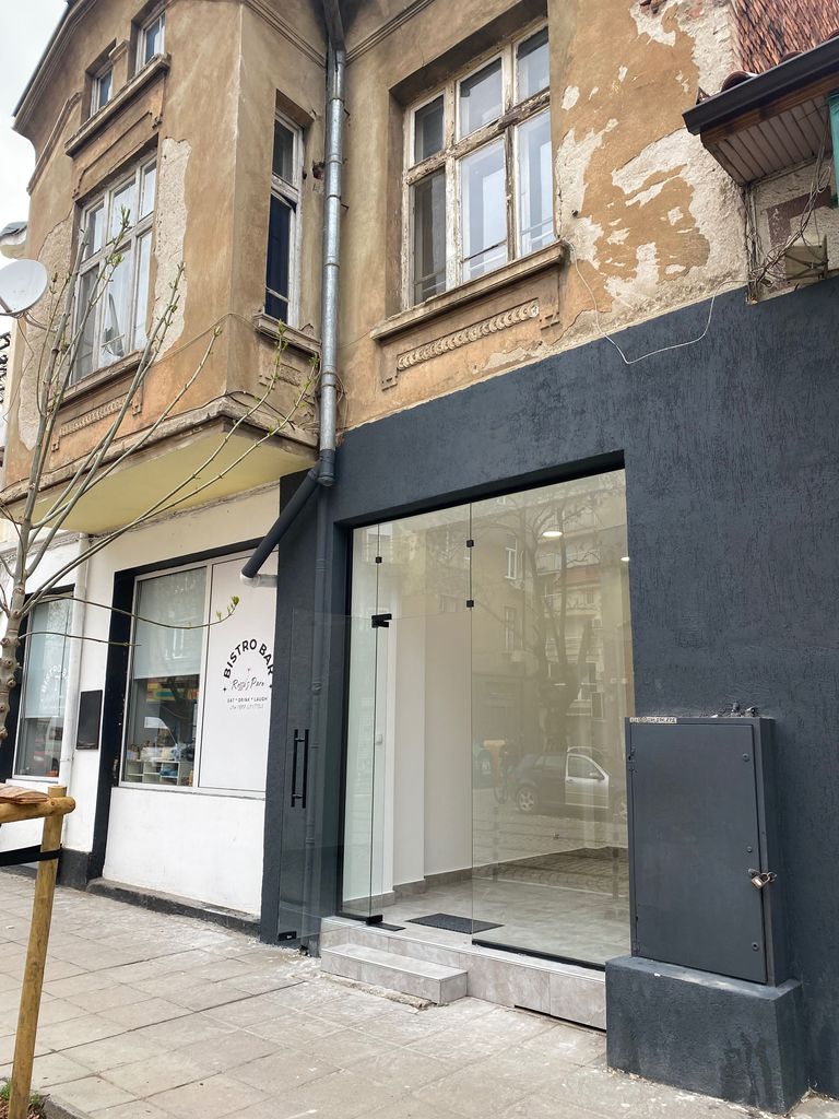 Продава се Магазин в София, Център - 70 кв.м за 1886 €/кв.м - Снимка #8