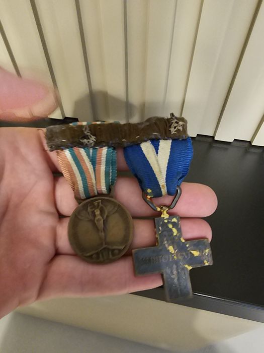 Lot medalii Feanta, Italia, Romania