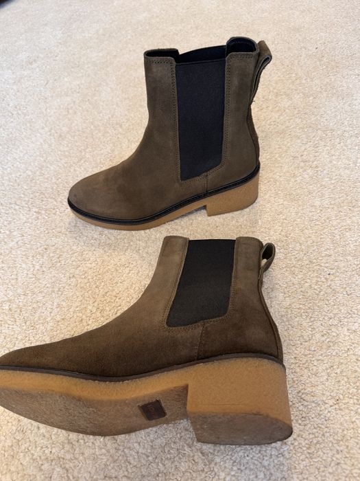 Ghete scurte din piele intoarsa, kaki, marimea 38