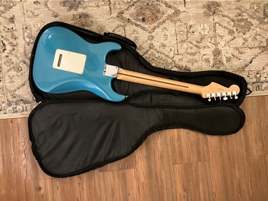 Fender Stratocaster