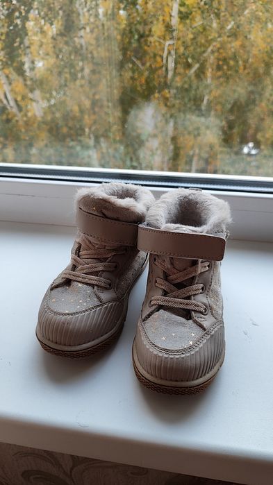 Осенние ботинки на девочку