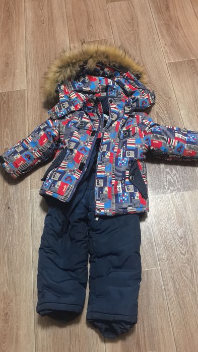 Продам комбинезон зимний