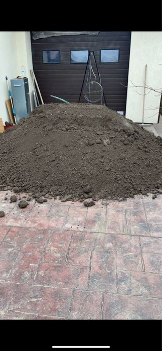 Pamant vegetal ,nisip,chisai ,balast