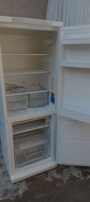 Холодильник Indesit Sb15020