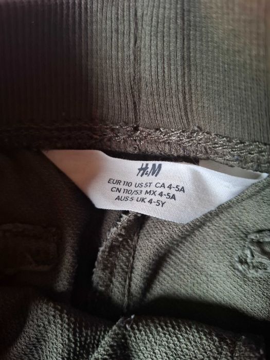 Детски маркови дънки за 10 лв.4 броя.