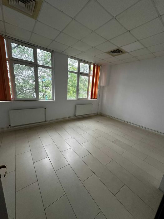 Spatii comerciale de închiriat 18-40 mp – Constanța, Șos. Mangaliei