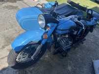 Ural 8103 motocicleta cu atas
