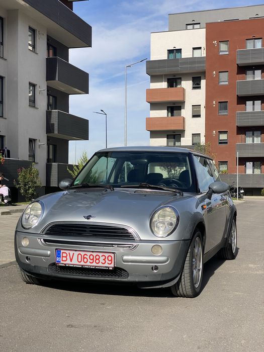 Vand/schimb Mini cooper 1.6 benzina 116 cp