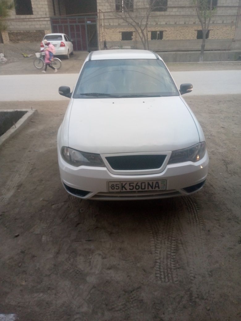 Продам Nexia 2 2015 года