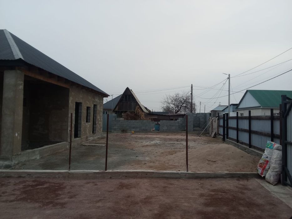 Продается дом мкр курылысшы (4 дача)