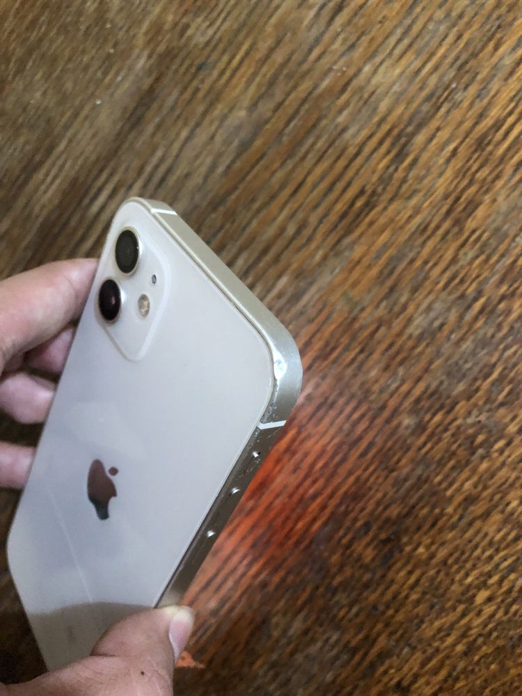 Iphone 12 white 64 GB