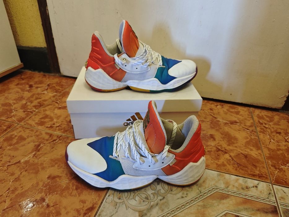 Обувки adidas harden 4