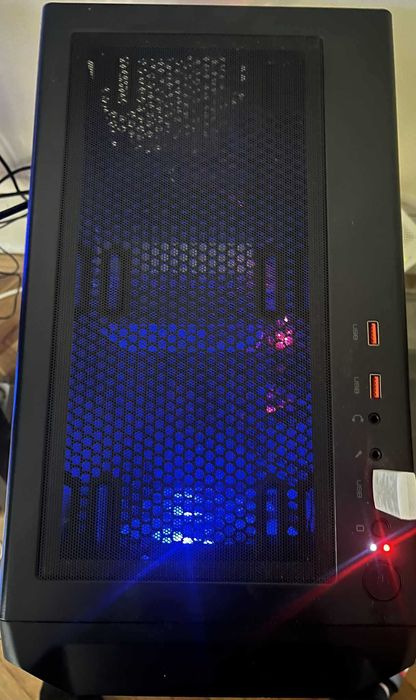 Геймърски компютър Ryzen 7 5800X3D + RTX 4070