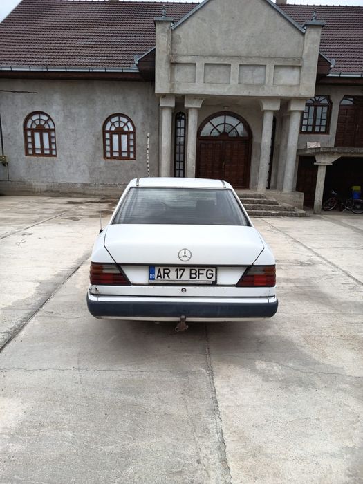 Mercedes W124 - 2.0 Diesel 75CP - Stare buna!