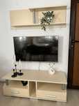 IKEA комплект – ТВ шкаф с чекмеджета и стенна етажерка