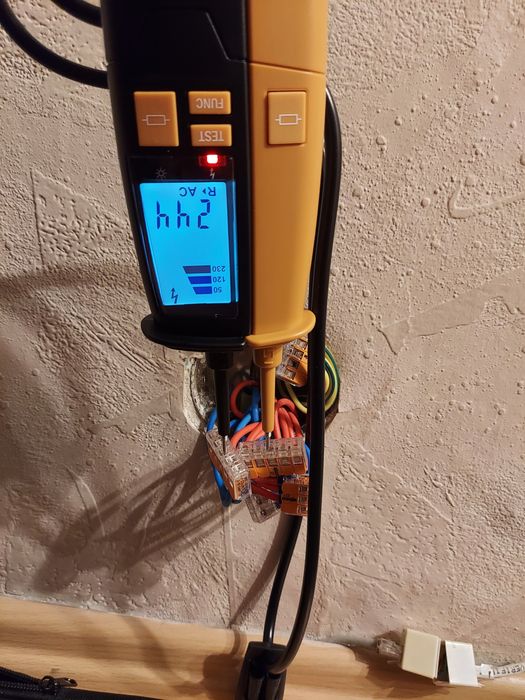 Electrician autorizat  ANRE, execut depanări, tablouri electrice!