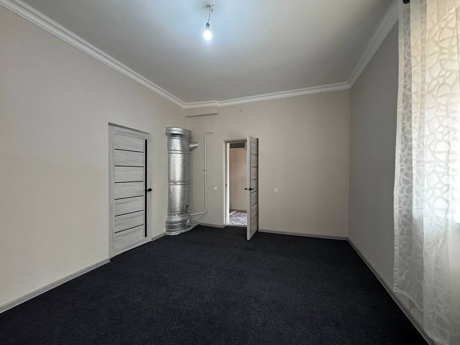 #012. Срочно продаётся 2х комнатная квартира . Файзабад