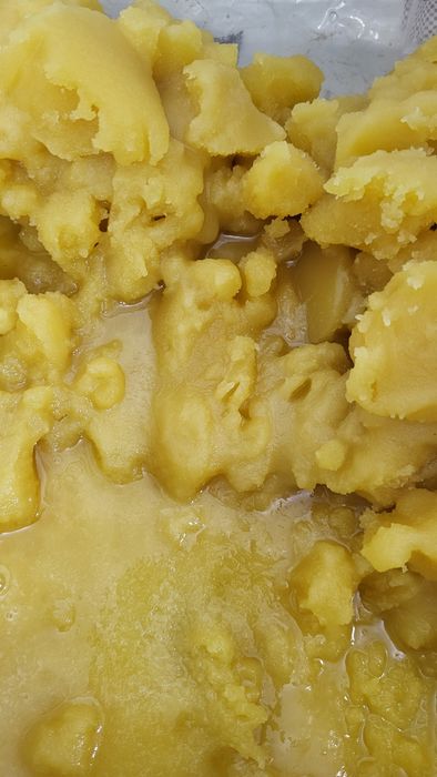 Россияни хар хил регионларидан келтирилган хакикий тоза асал