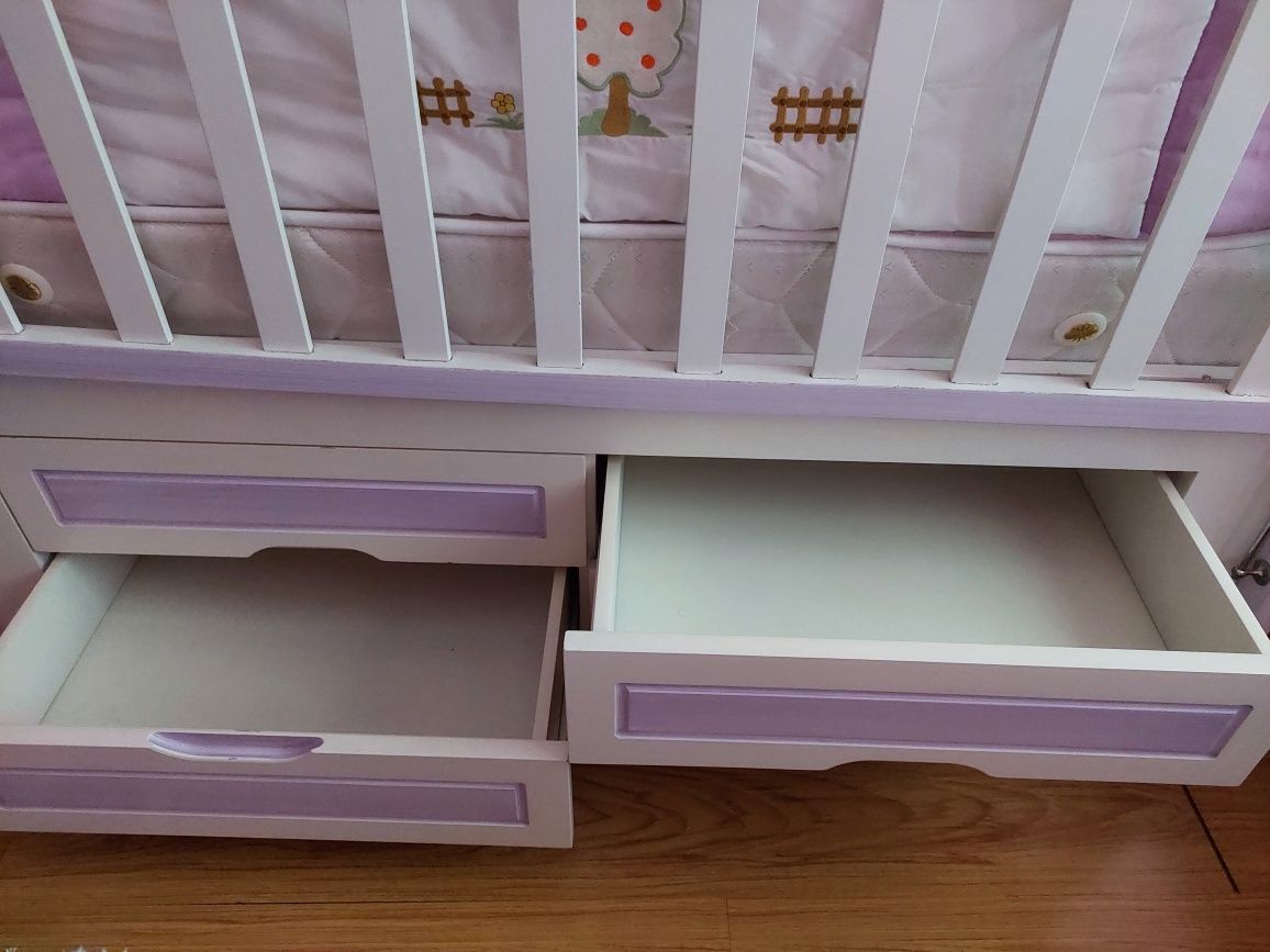 Pătuț Bebe cu 4 sertari