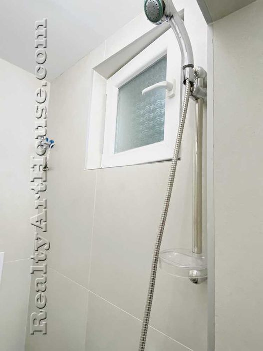 Дава се под наем Офис в София, Център - 145 кв.м за 1500 € - Снимка #9