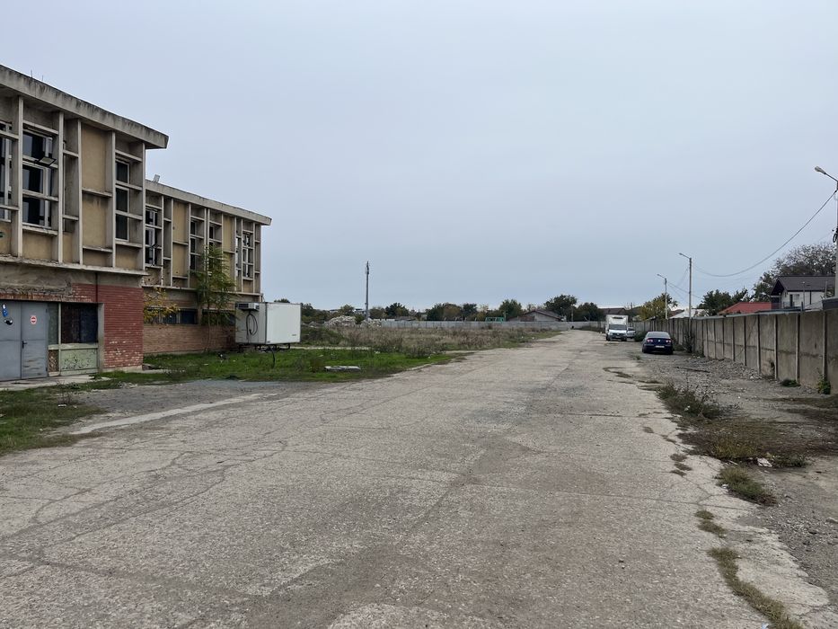 Teren intravilan de vanzare