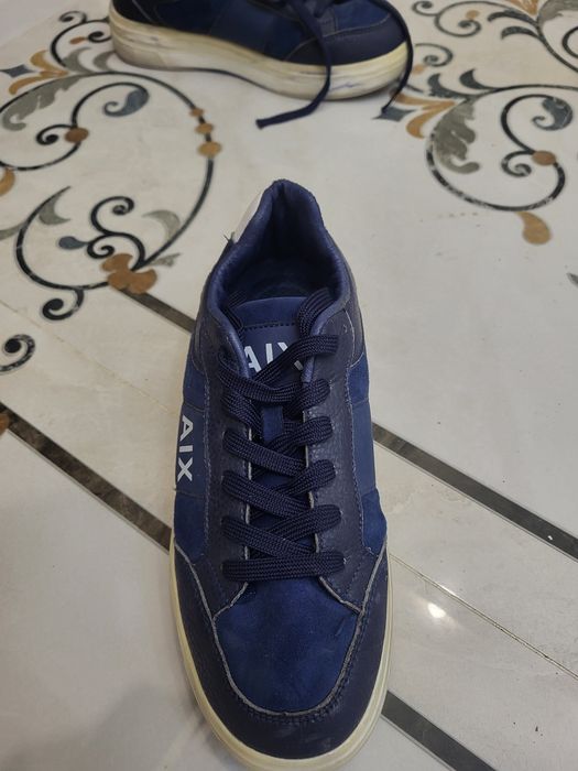 Продам кроссовки