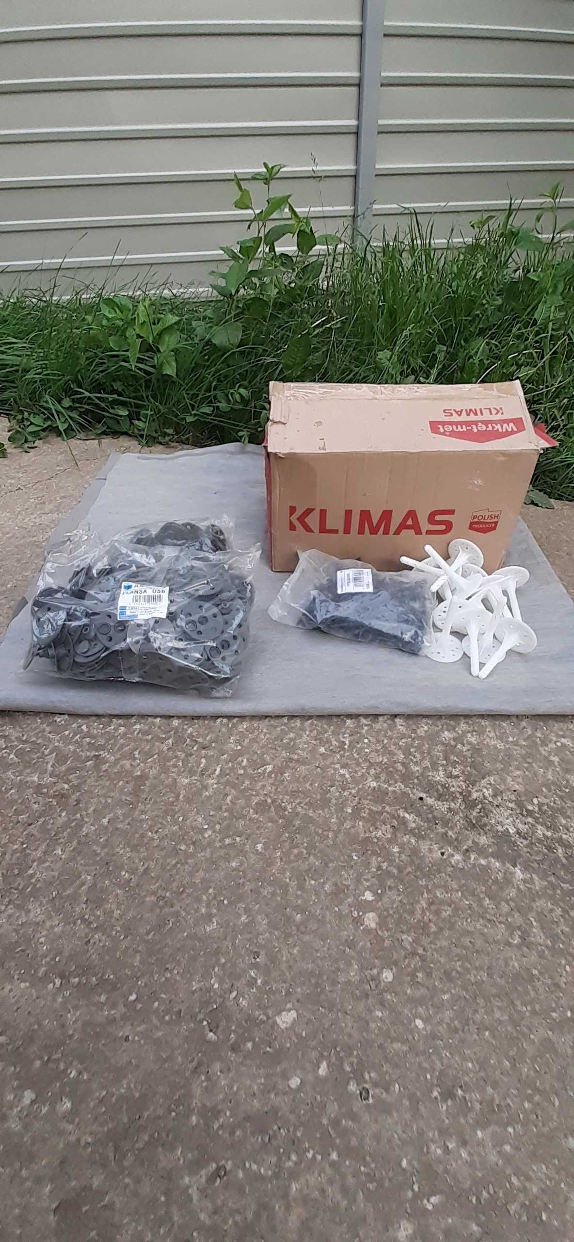 Vând dibluri polistiren ltx klimas 90mm si 160mm la jumătate din preț