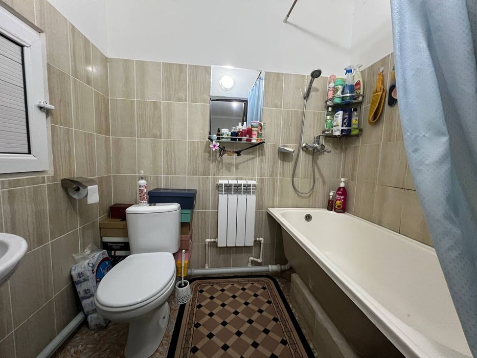 Горий институт оркасидан 2 хоналиг уй сотилади