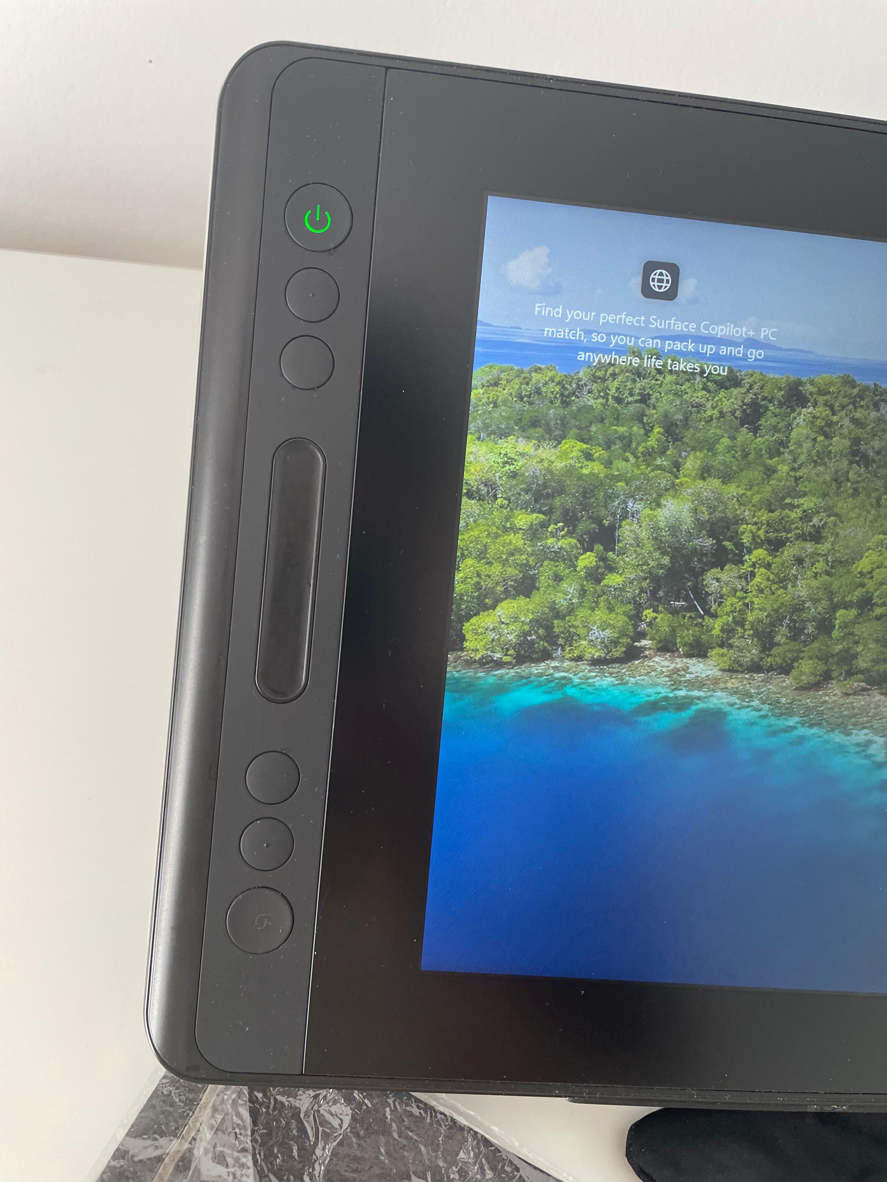 Графичен таблет Huion Kamvas pro 13 GT133