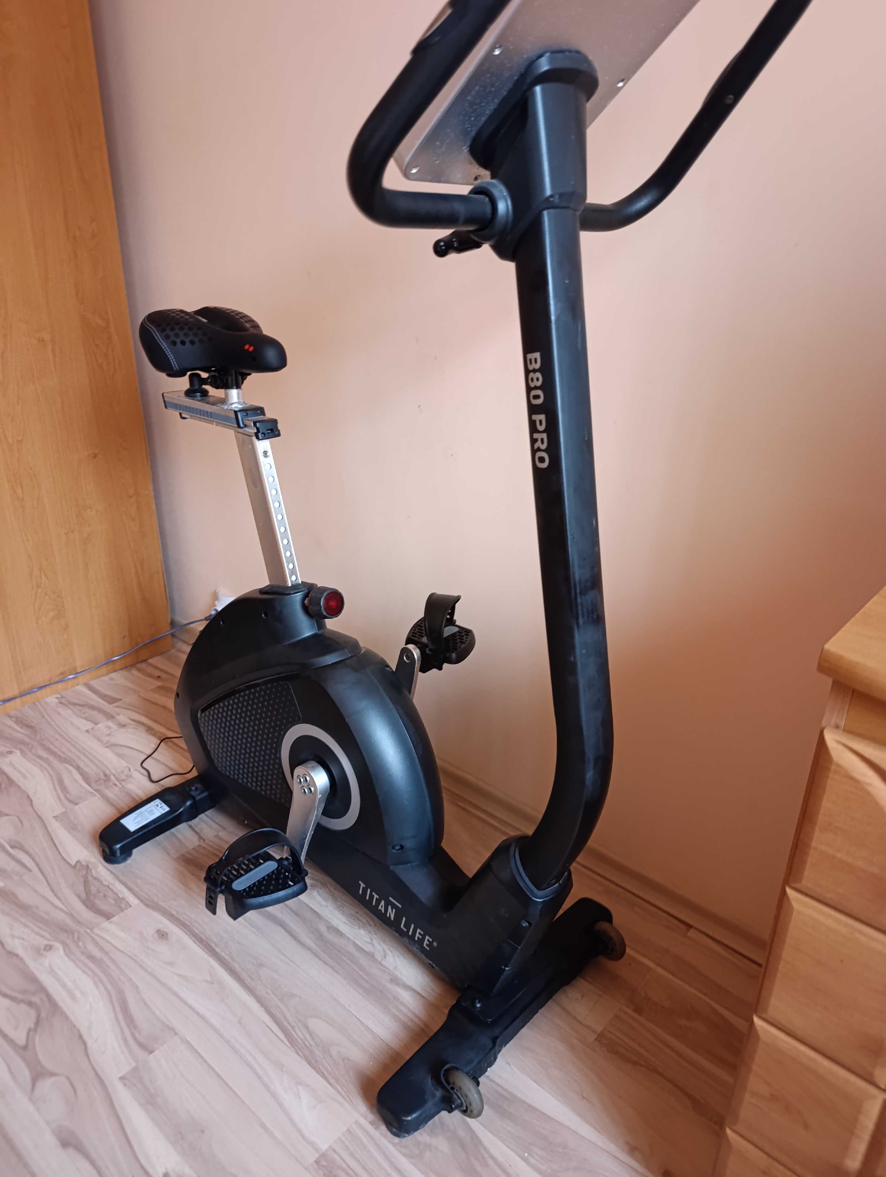 Велоергометър Titan Life b80 pro