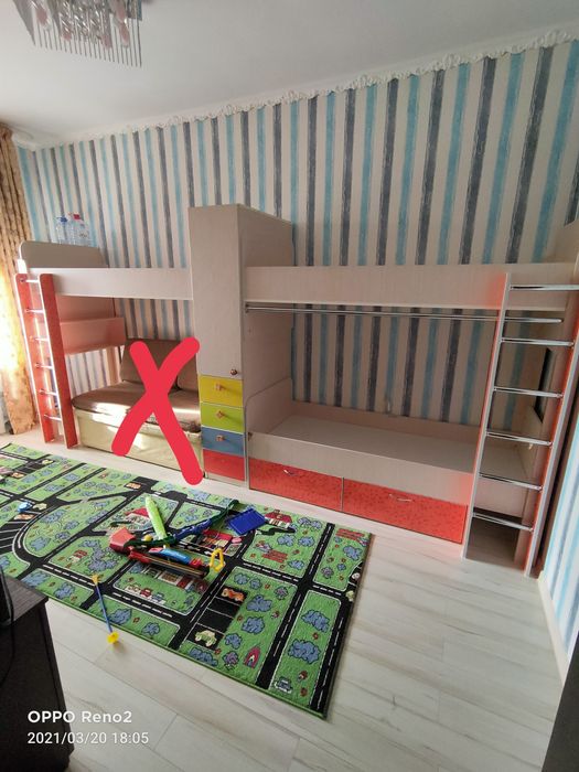 Детская кровать .Трехместный.