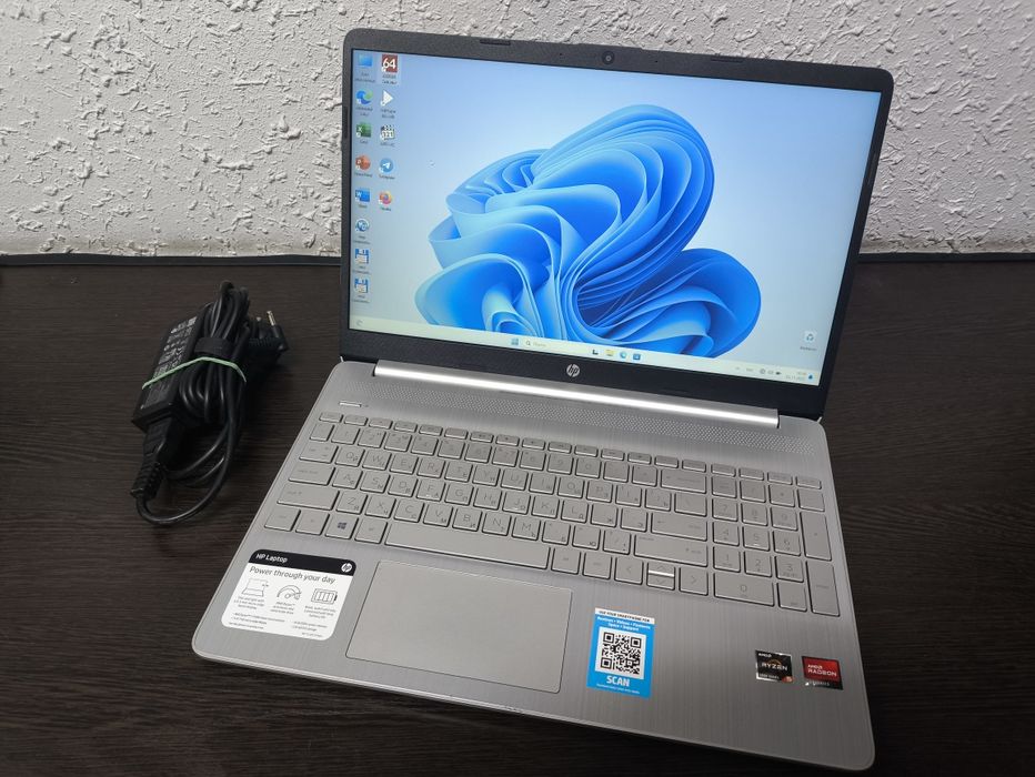 HP 15-EF (Ryzen 5 5500U, 8Gb, 256Gb)