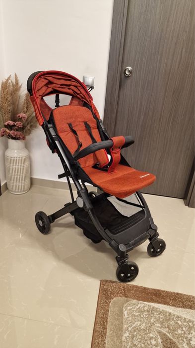 Carucior Sport Compact si Pliabil Pentru Avin Tip Troller Babystone