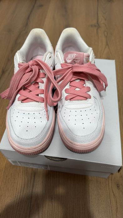 Adidasi Nike Air Force 1