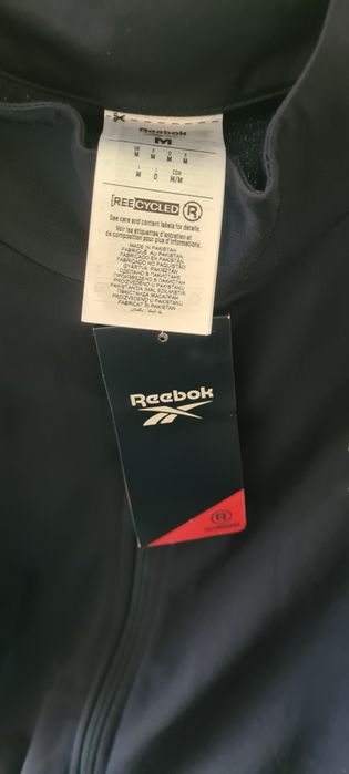 Bluza Reebok de primăvară