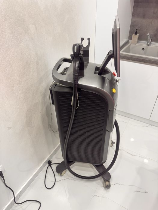 Alma Soprsno Titanium лазер