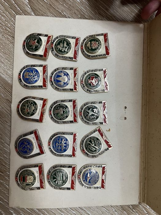 40 лет серия сувенирных знаков