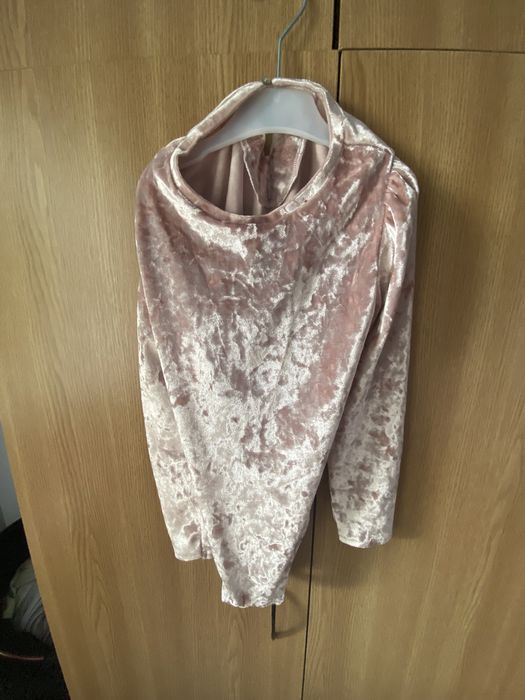 De vanzare body pentru fetite