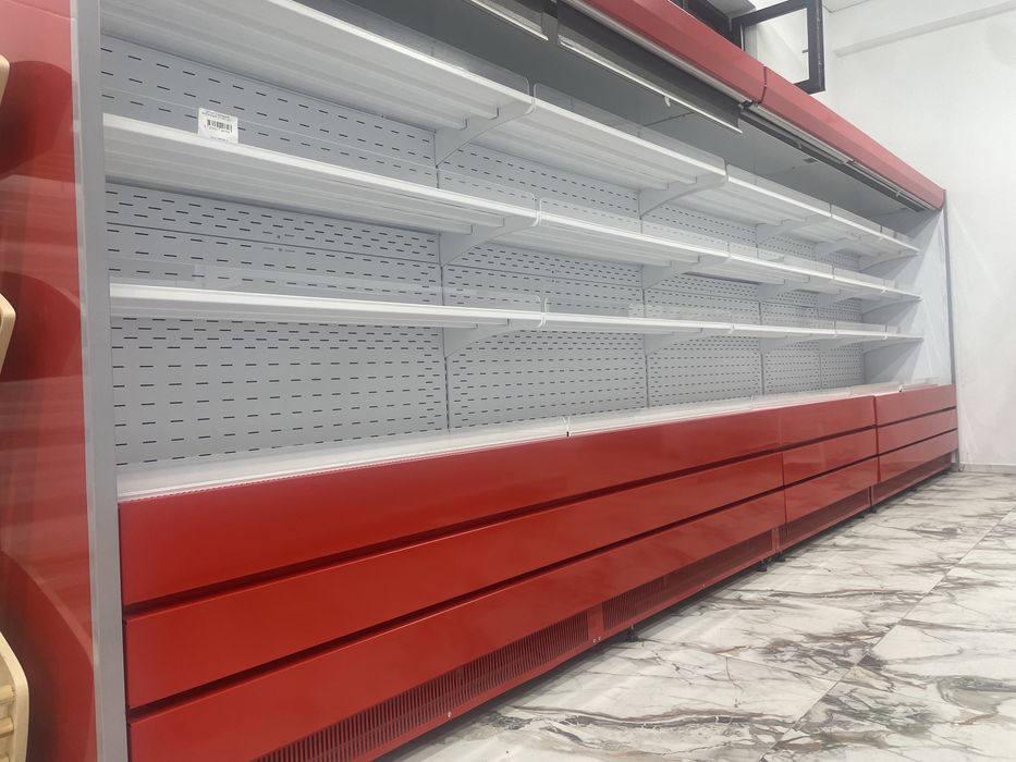 Витринный холодильник 6 метров,красный новый