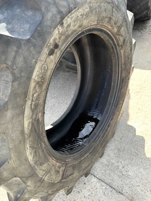 Anvelopa 405/70 R24
