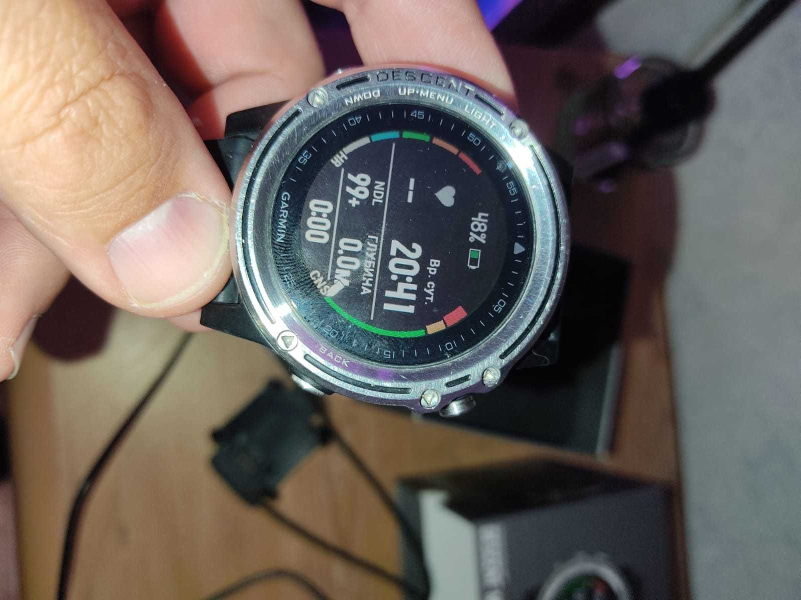 Умные часы, компьютер для дайвинга Garmin Descent MK1