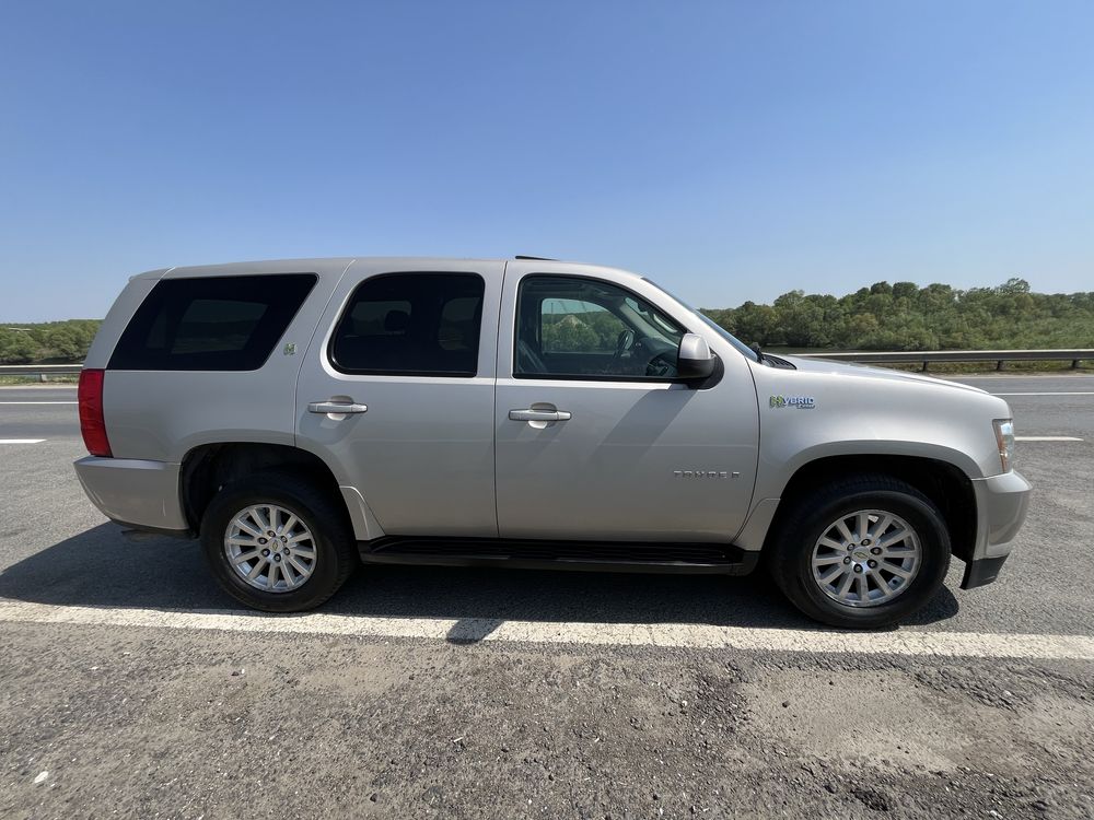 chevrolet tahoe hybrid