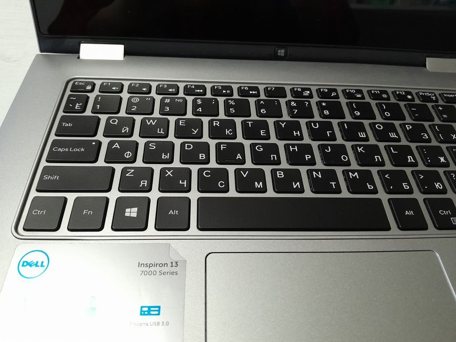 Ноутбук.Inspiron 13. Dell
