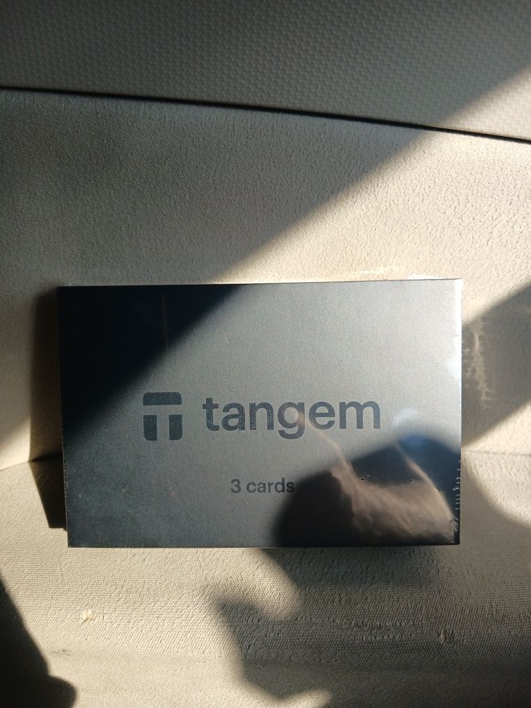Продам холодный кошелек Tangem wallet 3 card кто знает тот поймет.