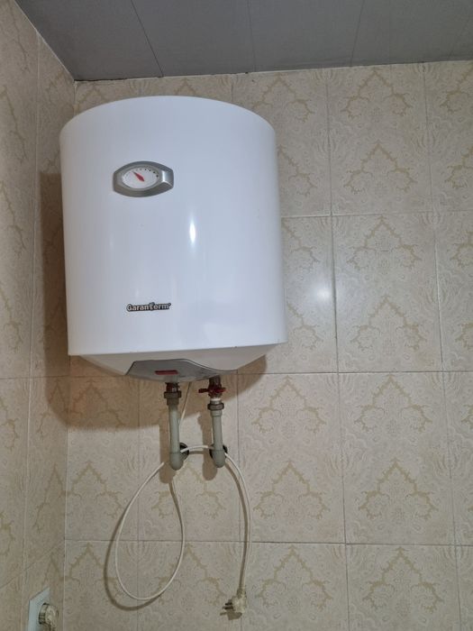 Бойлер 50 л в отличном  рабочем состоянии