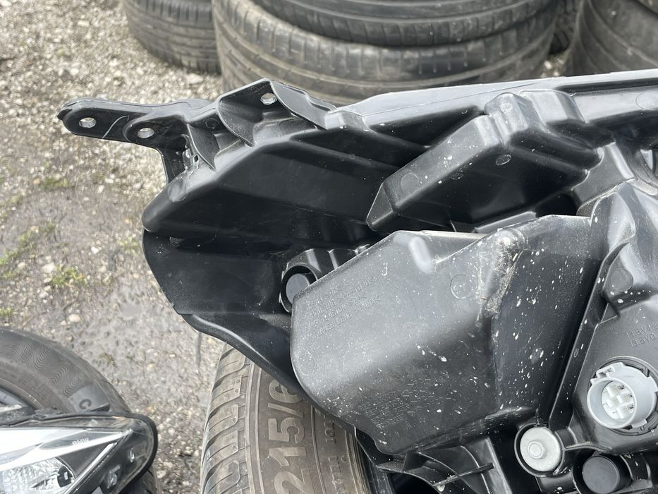 Ляв фар Suzuki SX4-Cross 2021