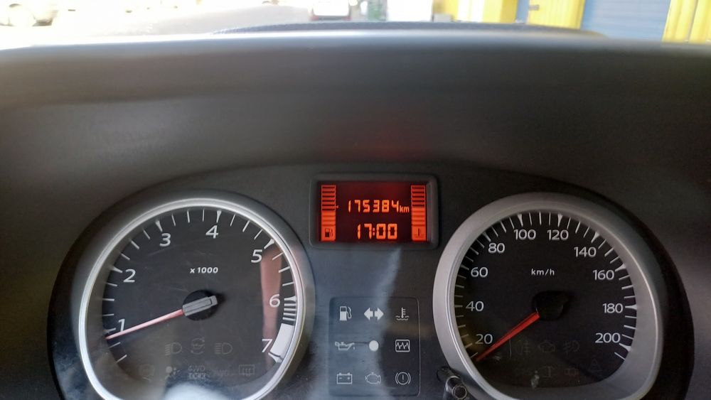 Dacia duster 1.6 benzina 105 cai  ,euro 5,175.000 km Import Germania